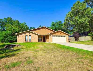 16786 Shadyridge Dr