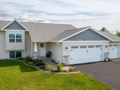 2221 POND VIEW PLACE