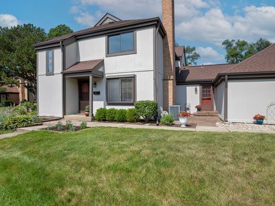 1296 Farnsworth Ln