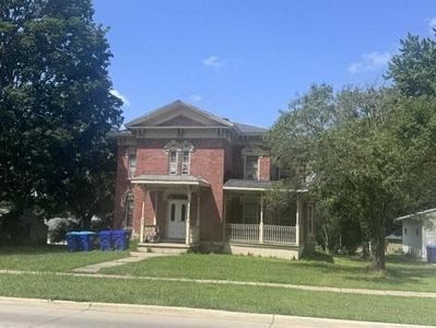 Property at 313 3rd Ave SE, Independence, IA