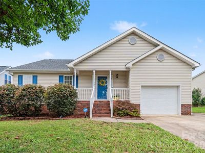 5044 Daffodil Ln