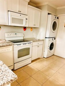 11643 Chimney Rock Rd APT B