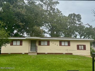 1652 Kentwood Dr
