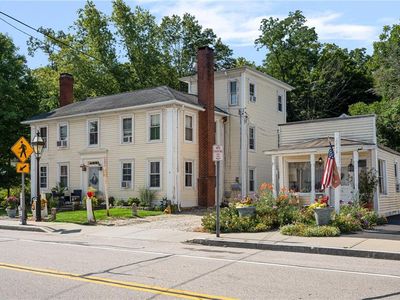 172-174 Danielson Pike