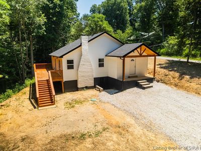 6725 E State Road 56