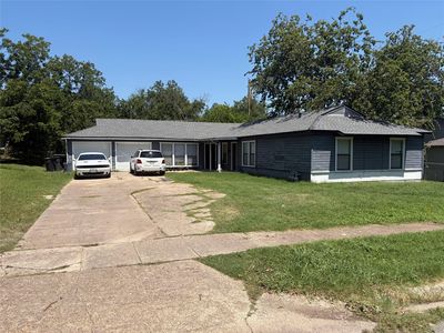 813 Estelle Ave