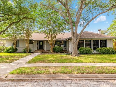 429 Bermuda Pl