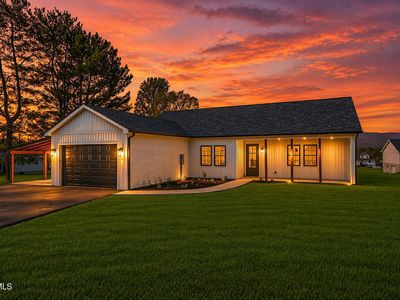 137 Crestview Dr