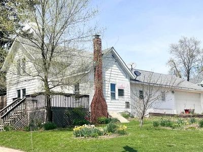 107 Richards Street
