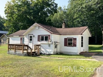 Property at 210 Midway Dr, Negaunee, MI