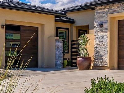 6719 Akademeia Loop NE