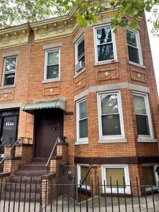 79-36 77 Avenue