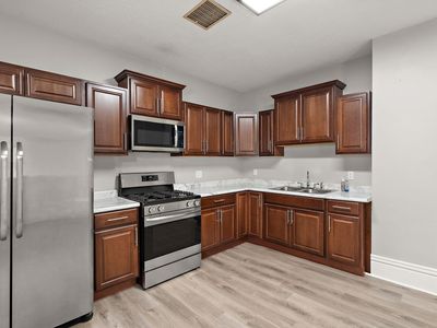 820 18th Ave N