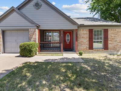 4609 Feathercrest Dr
