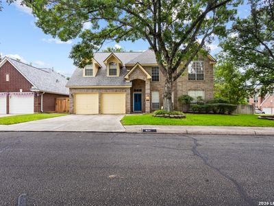 9402 Oakwood Garden