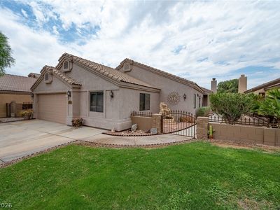 1437 Palm Dr