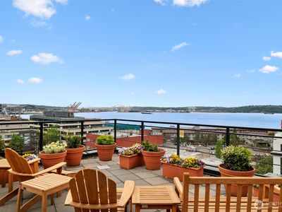 2607 Western Avenue #202