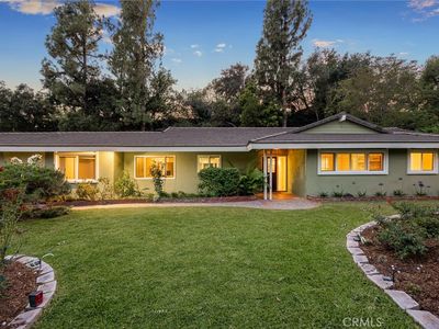 1135 Sierra Madre Villa Ave