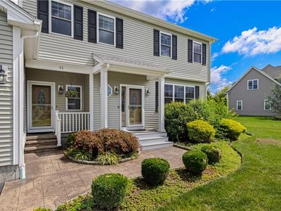 11 Aubin St