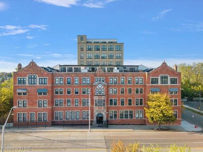 6533 E Jefferson Ave APT 307