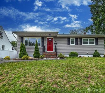 31 Woodview Ave