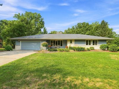 813 Everett Dr