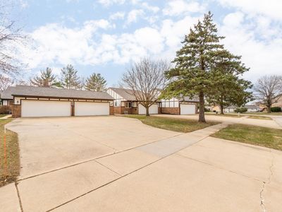 3476 Kingswood Pl