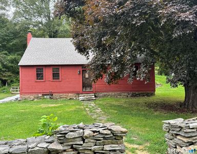 31 North Stonington Road