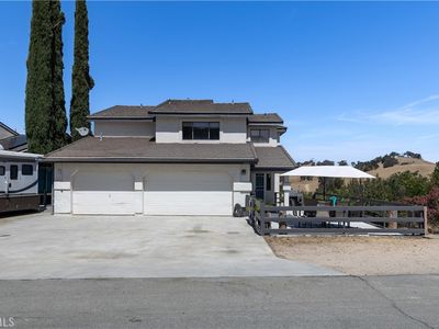 5065 Meadow Lark Ln