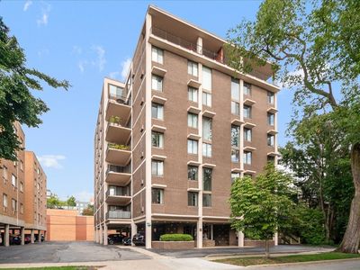 1111 Church St APT 305