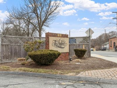 22 Railroad St APT 504