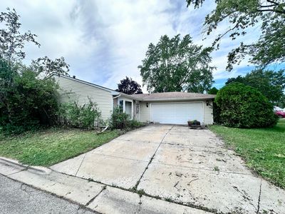 87 Highbury Dr