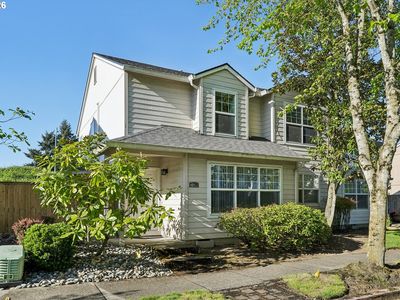 6012 NE 35th Cir