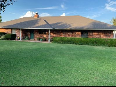1003 N Oak Ave