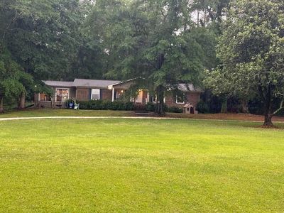 1055 Lovejoy Rd