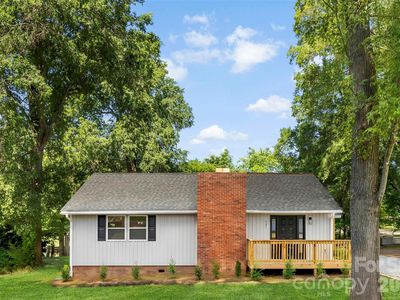 527 Bostian Ave