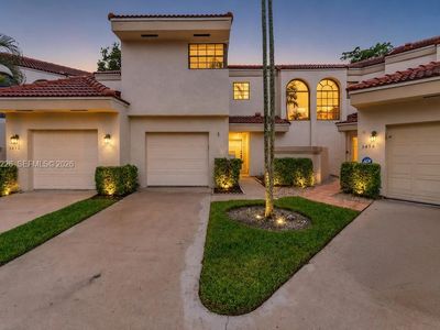 3454 Laurel Oaks Ln