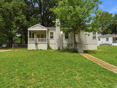 900 Meadowbrook Dr