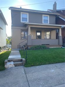 649 Ridge Ave