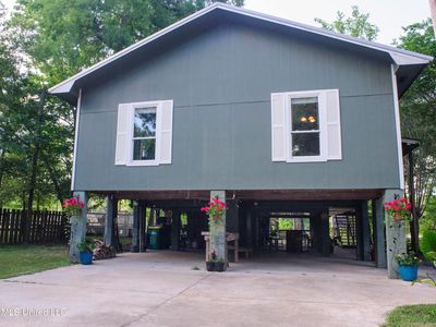 1817 Pascagoula River Rd