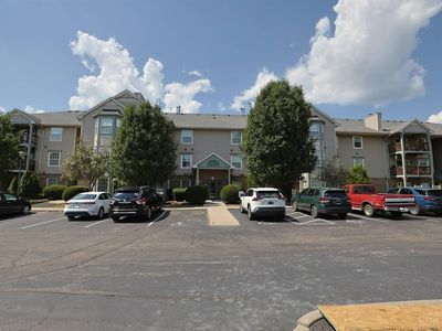4921 N Arbor Woods Ct APT 308
