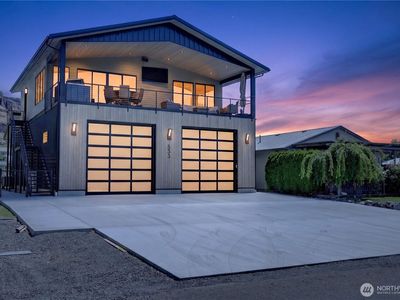533 River Drive SW