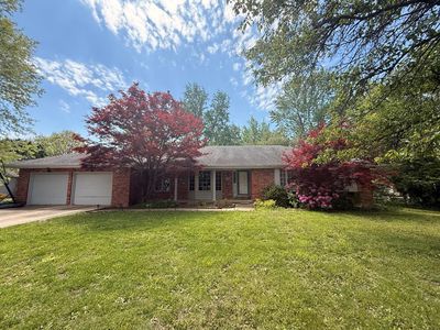 1302 Cherry Ln