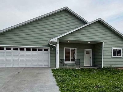 629 Foxtail Dr