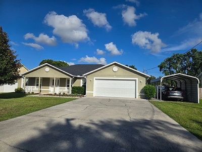 Property at 941 Mimosa Dr, Chuluota, FL