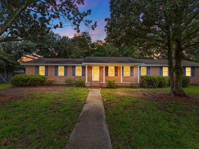 5301 Helene Dr