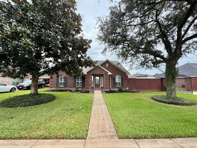 2119 Meadows Blvd