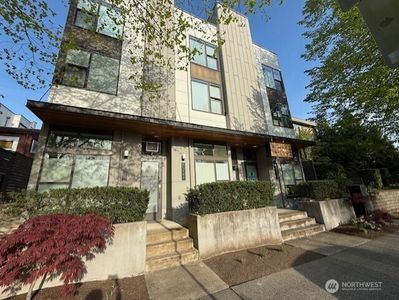 4044 California Avenue SW #A