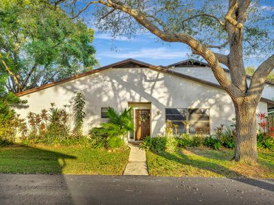 2080 Colonial Road #1