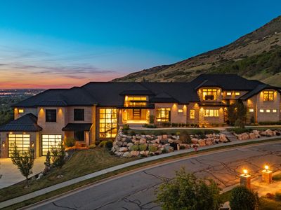 349 E Ford Canyon Dr